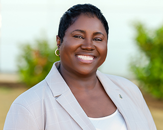 Headshot of Tomica Williams, Client Experience Banker, AVP at Southern First Bank