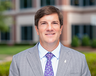 Headshot of Dan Shields, Southern First banker.